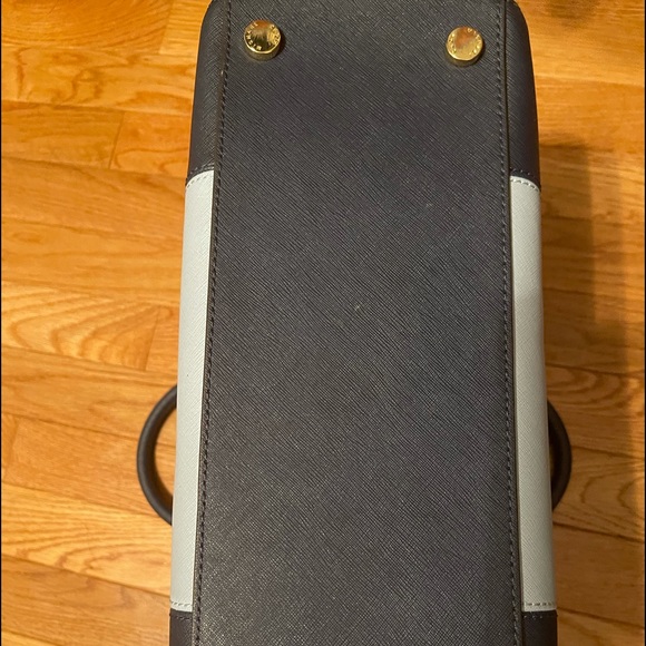 Michael Kors Satchel - Picture 3 of 7